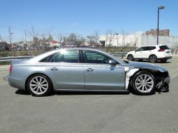 2011 BMW 7-Series xDrive full