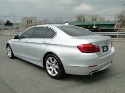 2013 BMW 5-Series iTurbo 4.4L V8 32V RWD full