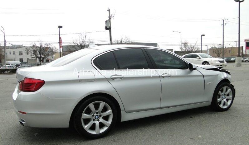 2013 BMW 5-Series iTurbo 4.4L V8 32V RWD full