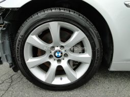 2013 BMW 5-Series iTurbo 4.4L V8 32V RWD full