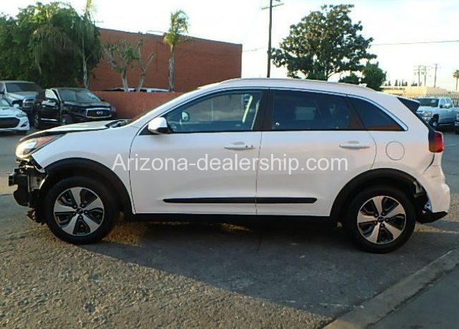 2017 Kia Niro FE full