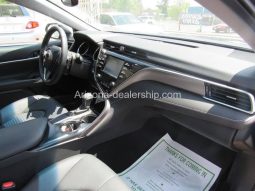 2018 Toyota Camry SE 4dr Sedan full