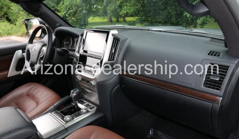 2020 Toyota Land Cruiser Base AWD 4dr SUV full