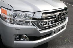 2020 Toyota Land Cruiser Base AWD 4dr SUV full