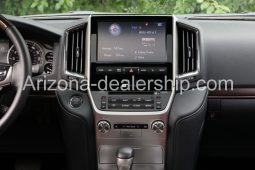 2020 Toyota Land Cruiser Base AWD 4dr SUV full