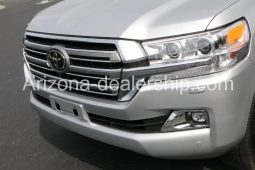 2020 Toyota Land Cruiser Base AWD 4dr SUV full