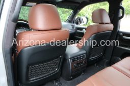 2020 Toyota Land Cruiser Base AWD 4dr SUV full