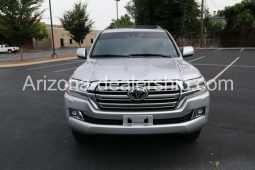 2020 Toyota Land Cruiser Base AWD 4dr SUV full