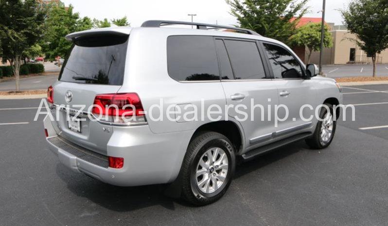 2020 Toyota Land Cruiser Base AWD 4dr SUV full