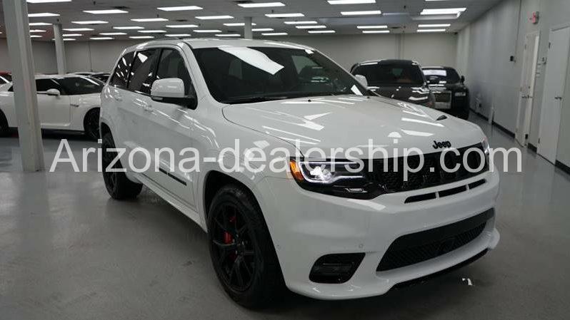 2020 Jeep Grand Cherokee SRT full