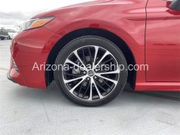 2019 Toyota Camry SE full