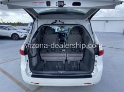 2020 Toyota Sienna XLE Premium full