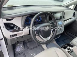 2020 Toyota Sienna XLE Premium full