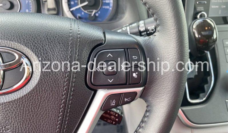 2020 Toyota Sienna XLE Premium full