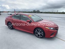 2019 Toyota Camry SE full