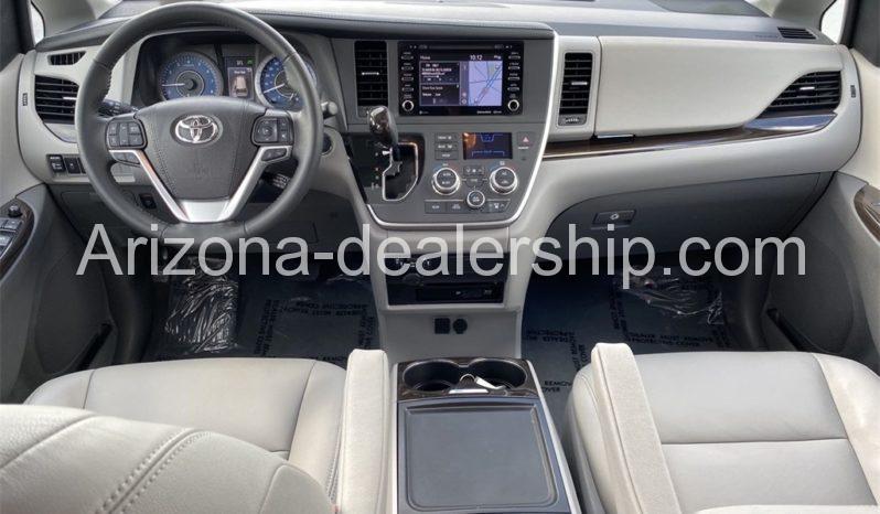 2020 Toyota Sienna XLE Premium full