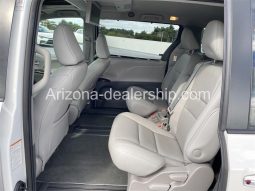 2020 Toyota Sienna XLE Premium full