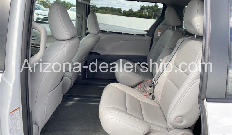 2020 Toyota Sienna XLE Premium full