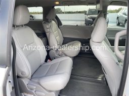 2020 Toyota Sienna XLE Premium full