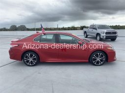 2019 Toyota Camry SE full