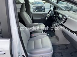 2020 Toyota Sienna XLE Premium full