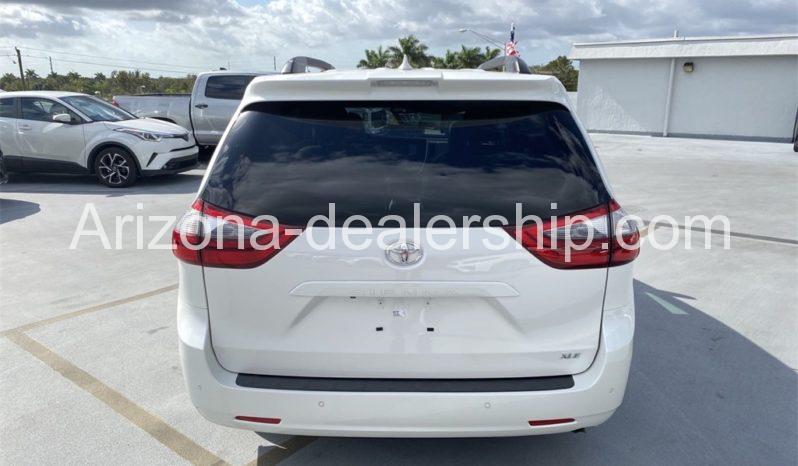 2020 Toyota Sienna XLE Premium full