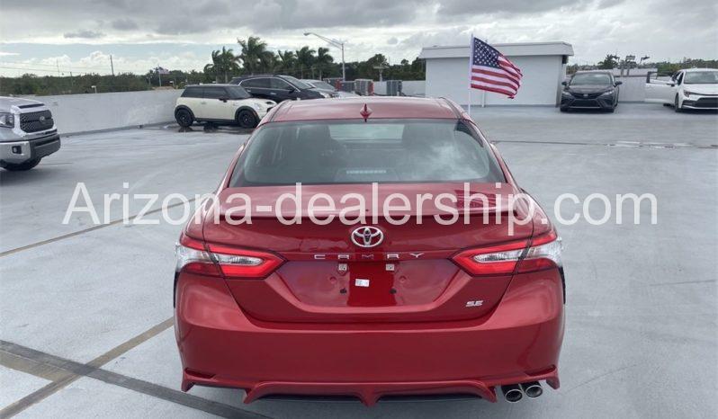 2019 Toyota Camry SE full