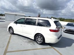 2020 Toyota Sienna XLE Premium full