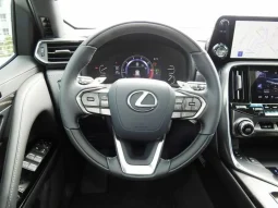 2022 Lexus LX 600 full