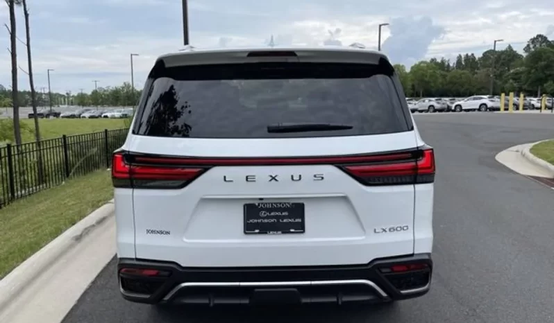 2022 Lexus LX 600 full