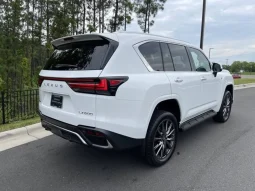 2022 Lexus LX 600 full