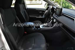 2020 LE Used 2.5L I4 16V Automatic FWD SUV full