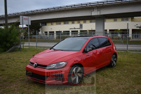 2019 Volkswagen Golf SE