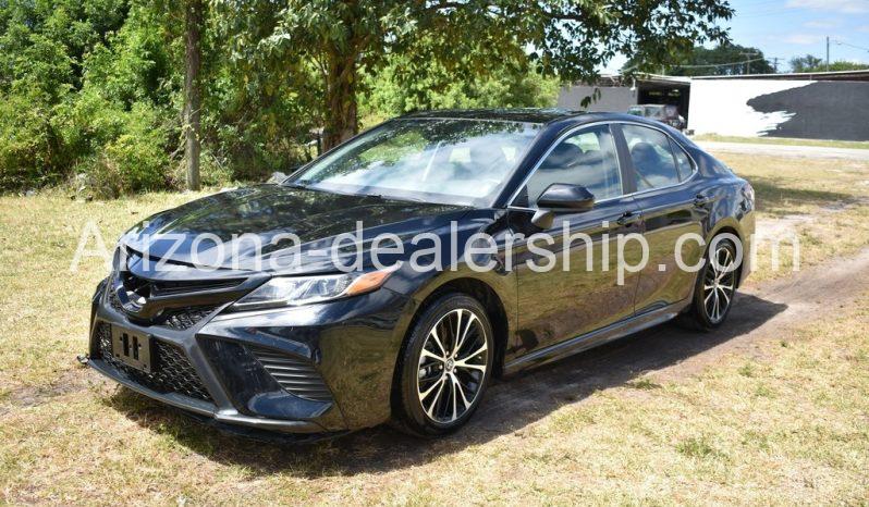 2019 Toyota Camry SE full