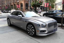 2022 Bentley Flying Spur V8 full