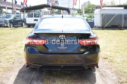 2019 Toyota Camry SE full