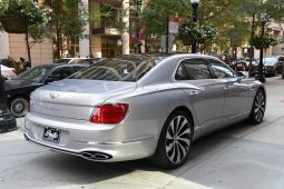 2022 Bentley Flying Spur V8 full