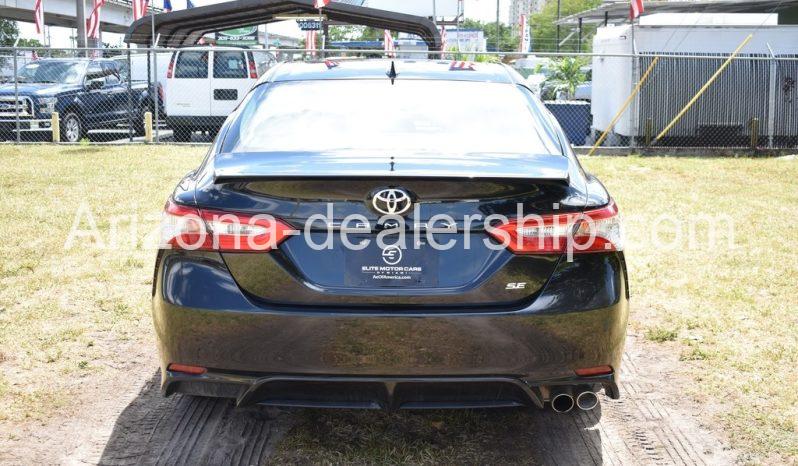 2019 Toyota Camry SE full