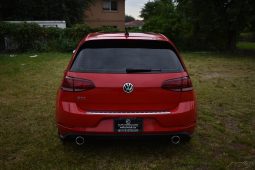 2019 Volkswagen Golf SE full