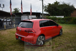 2019 Volkswagen Golf SE full