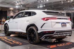 2020 Lamborghini Urus full