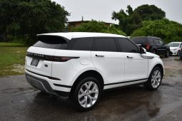 2020 Land Rover Range Rover SE full