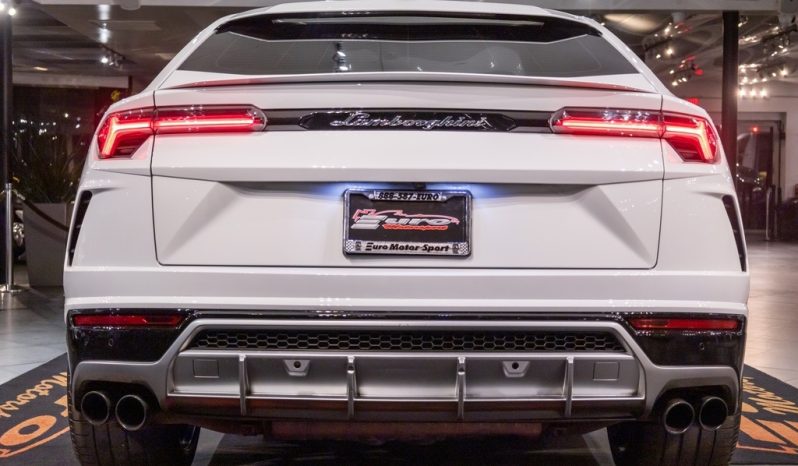 2020 Lamborghini Urus full