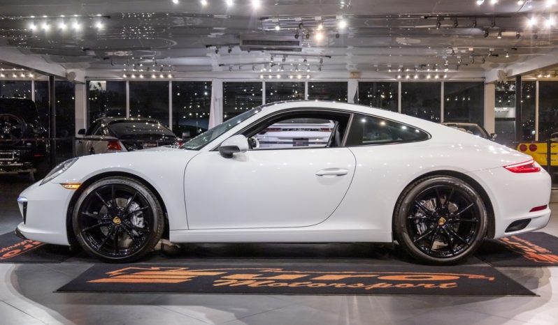 2018 Porsche 911 Carrera full