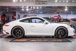 2018 Porsche 911 Carrera full