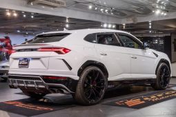 2020 Lamborghini Urus full