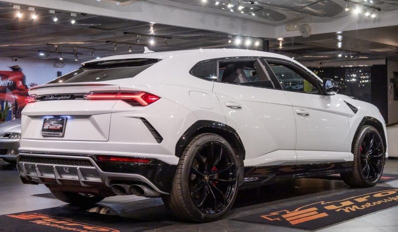 2020 Lamborghini Urus full