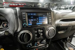 2015 Jeep Wrangler Unlimited Sport full