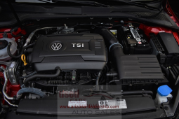 2019 Volkswagen Golf SE full