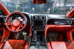 2018 Bentley Bentayga Mulliner Edition full